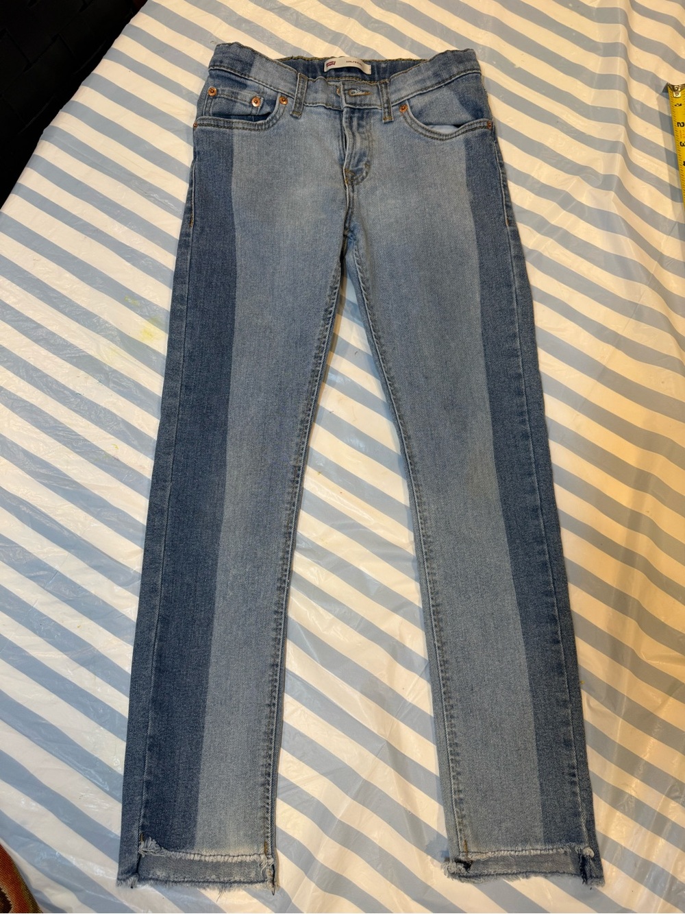 Girls Levi’s girlfriend jeans -  Two-Tone Blue Stripe straight Jeans size 12